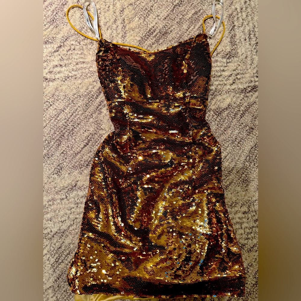 Sherri Hill Gold Size 2 Sequin Dress